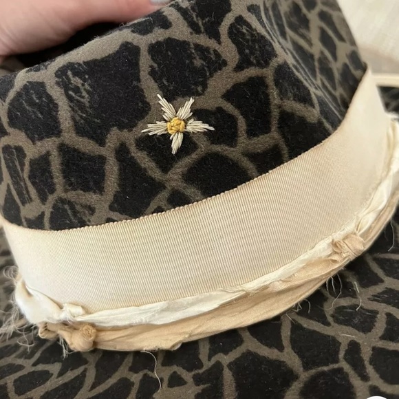 Teressa Foglia animal cheetah print flat brim hat fedora Nick Fouquet 7 3/8 59 - Picture 2 of 10